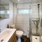 3 Bedroom Cozy In * Farsund