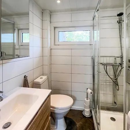 3 Bedroom Cozy In * Farsund