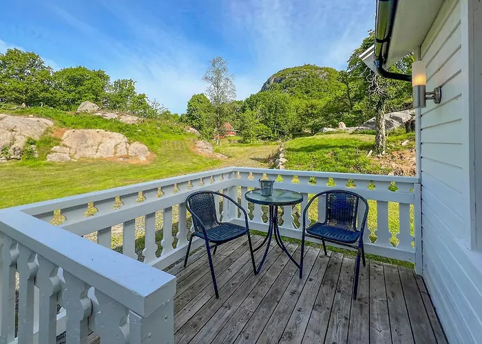 3 Bedroom Cozy In Ferienhaus