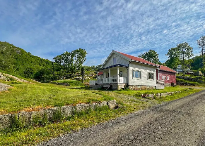 3 Bedroom Cozy In Ferienhaus *